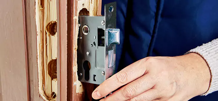 Garage Door Lock Replacement Sandy